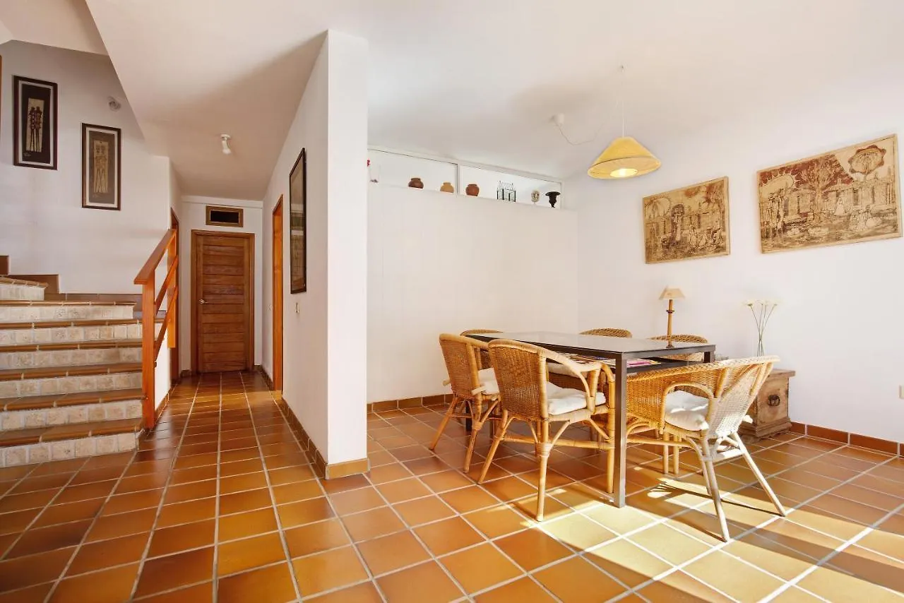 Villa Lucila Corralejo